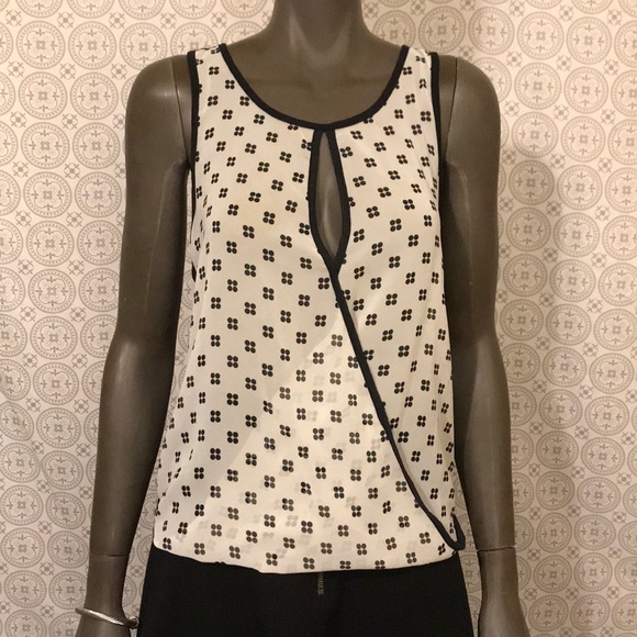 Style Tree open twist back top sz Small - Picture 1 of 8
